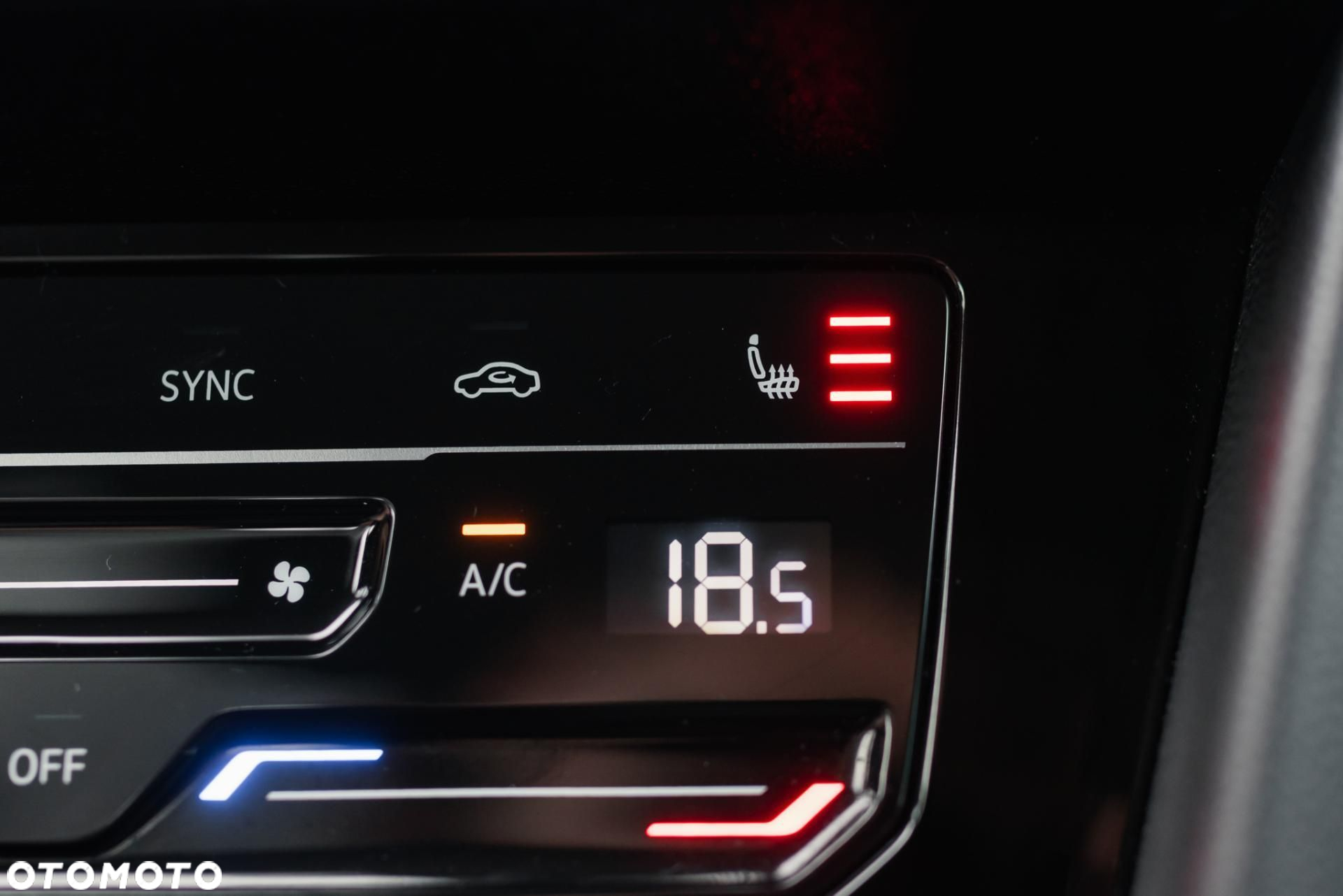 Volkswagen Passat - 23