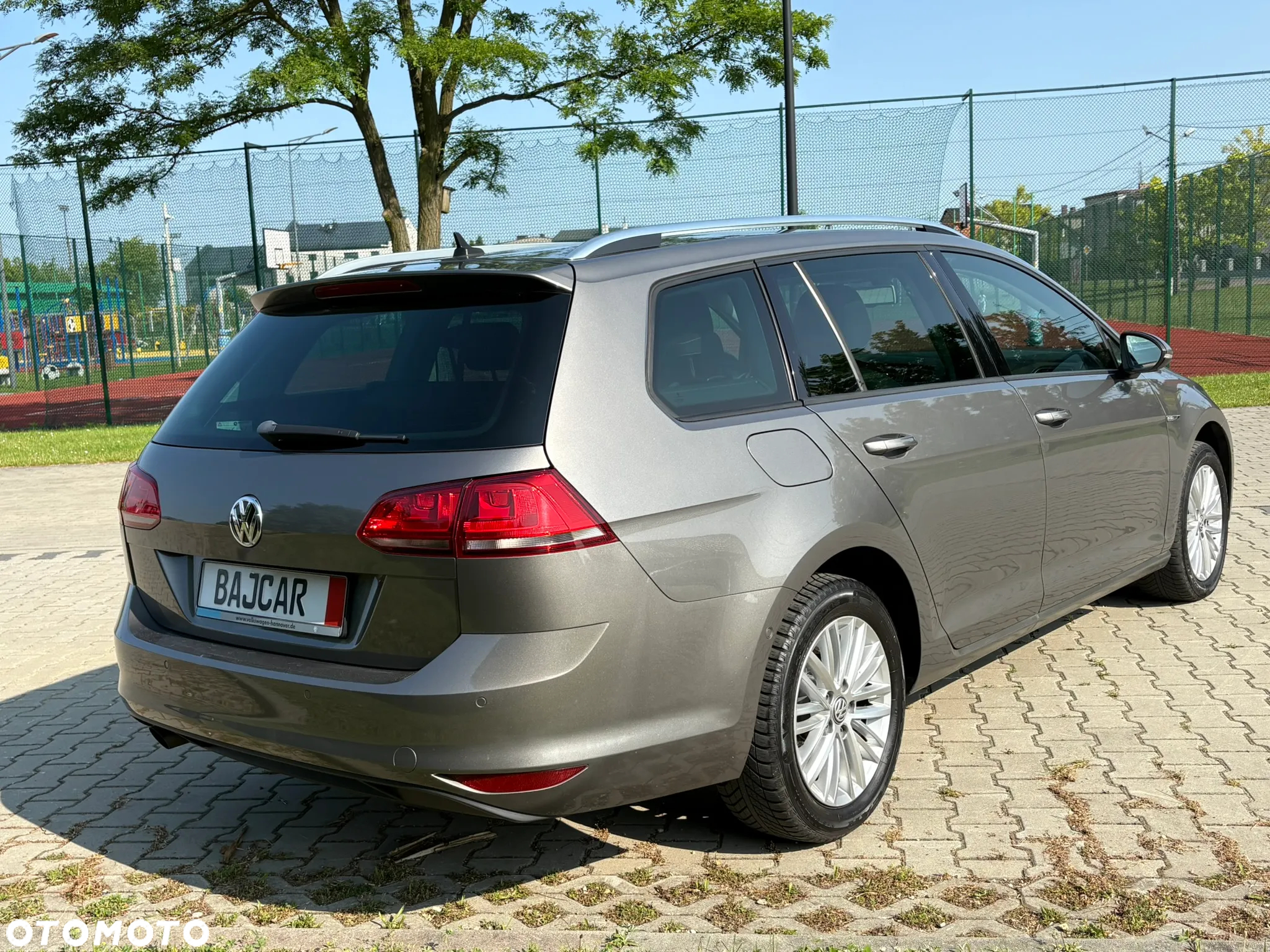 Volkswagen Golf Variant 1.6 TDI BlueMotion Technology Cup - 6