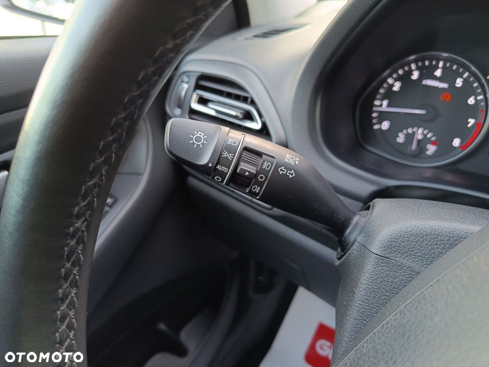 Hyundai i30 1.5 T-GDI 48V Smart - 28