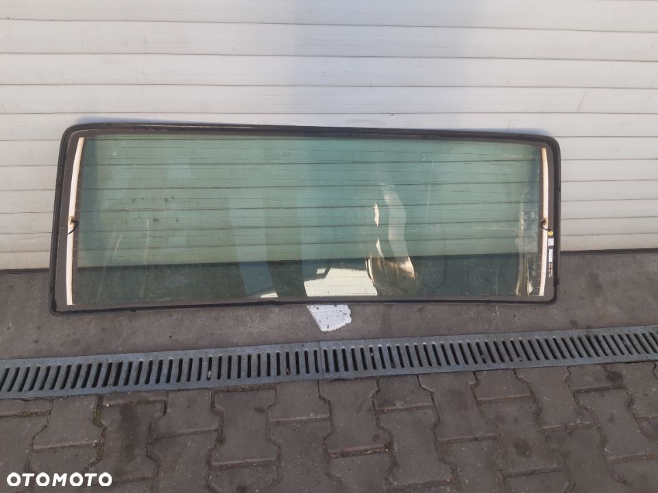 Szyba tylna vw t6 - 2