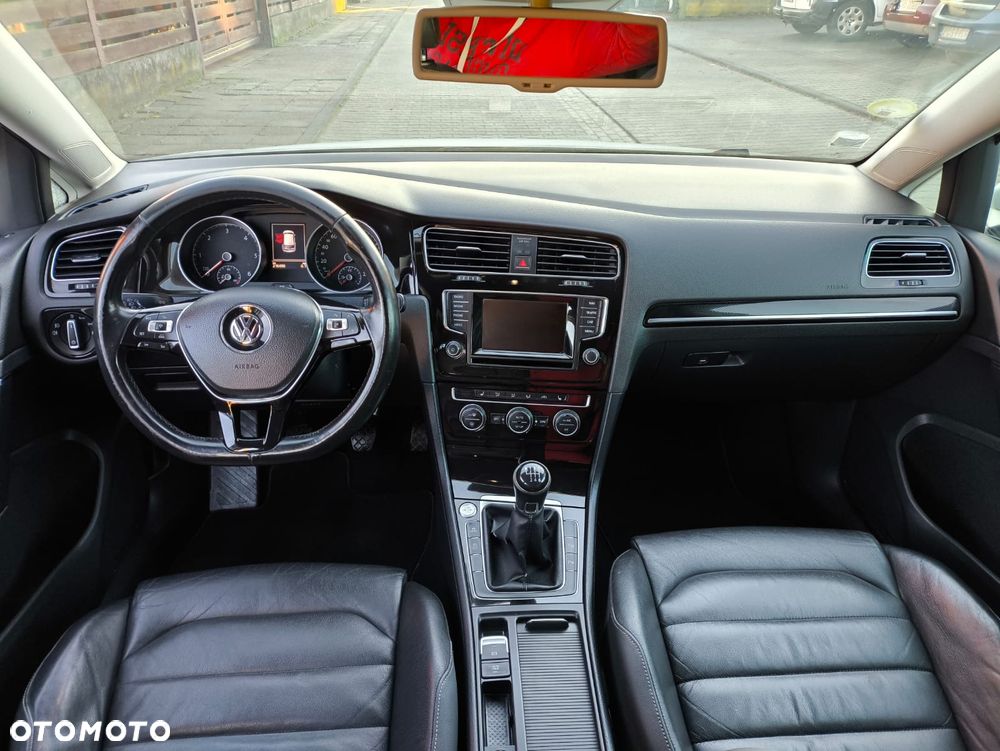 Volkswagen Golf 2.0 BlueTDI Highline - 19