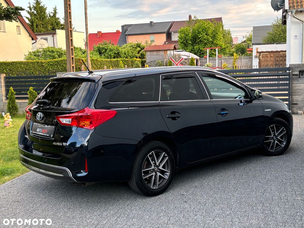 Toyota Auris 1.8 HSD Prestige NAVI - 23