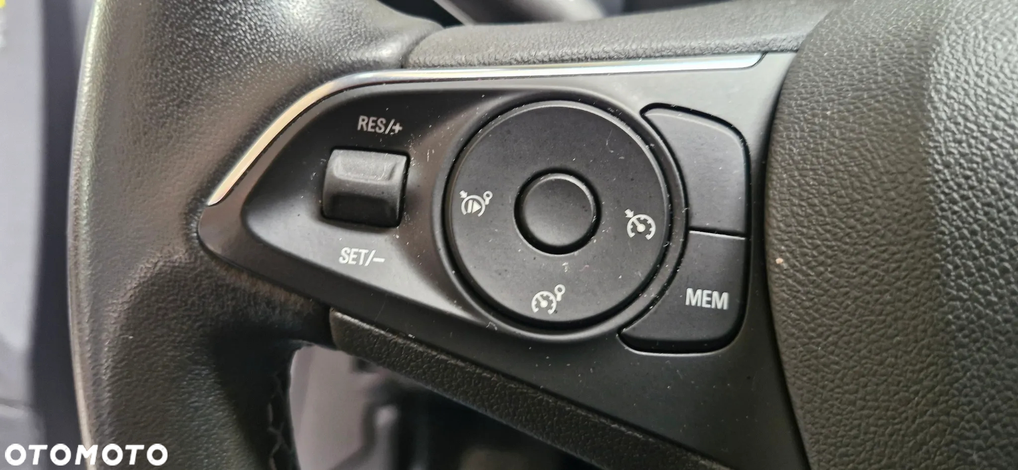 Opel Mokka 1.2 T Elegance S&S - 23