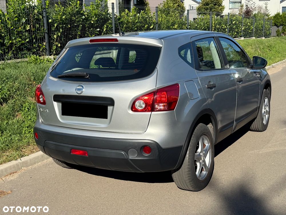 Nissan Qashqai 1.6 visia - 12