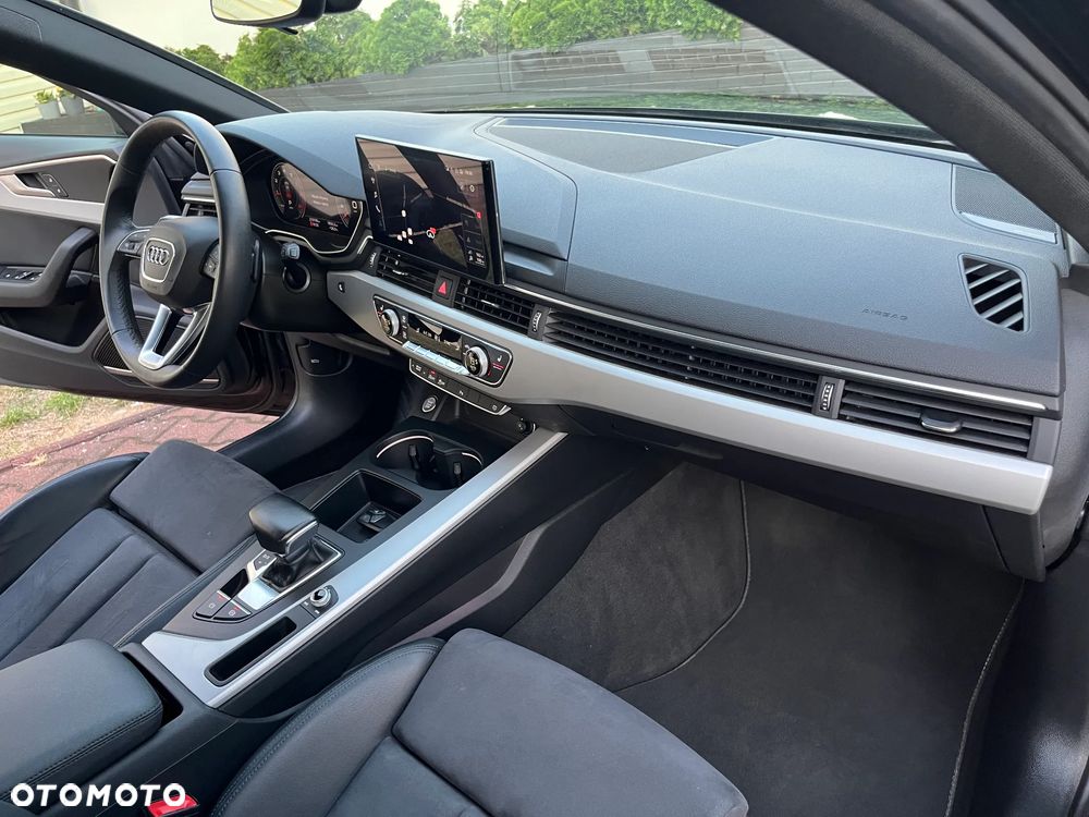 Audi A4 Avant 40 TFSI mHEV Advanced S tronic - 28