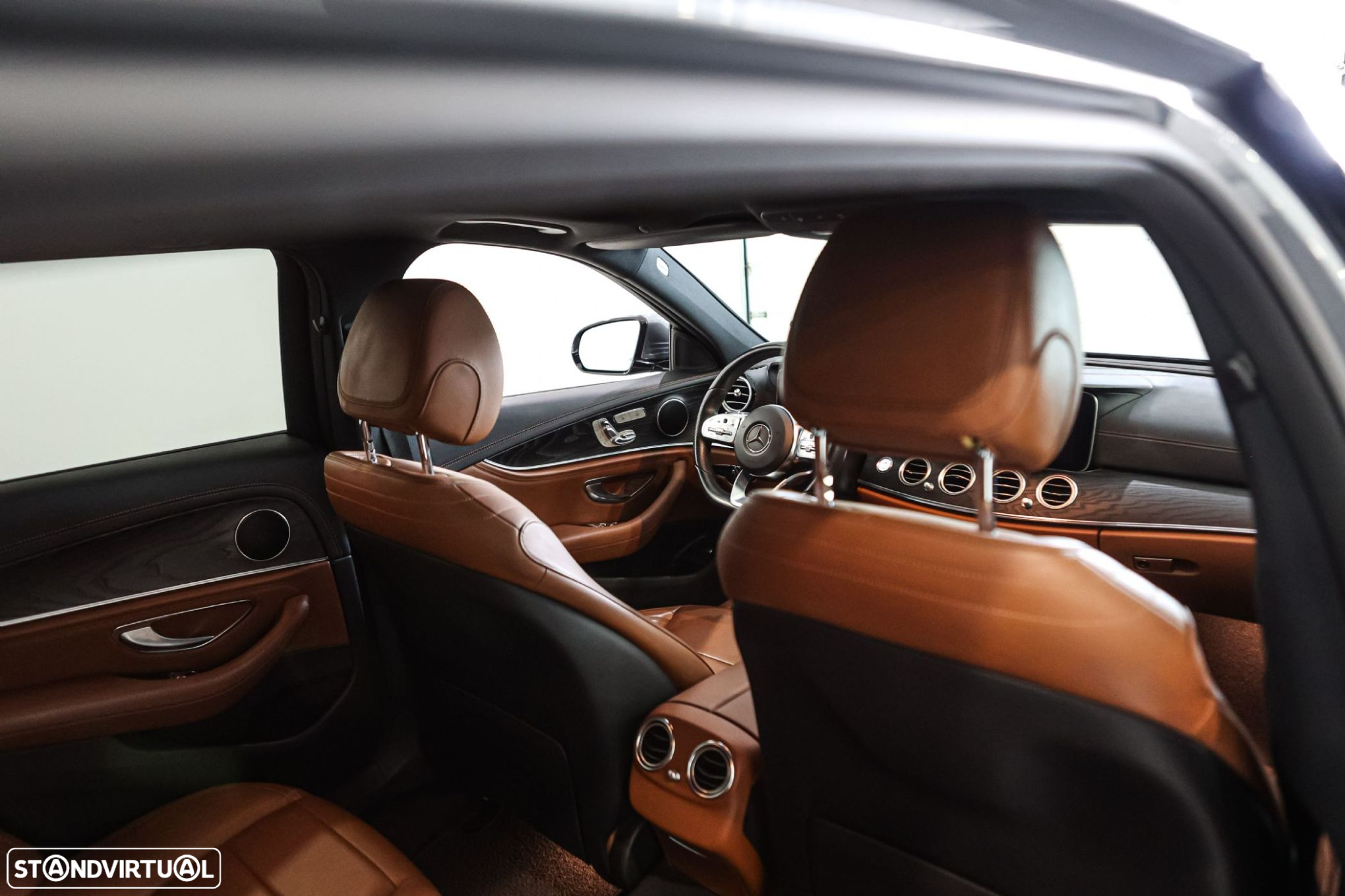 Mercedes-Benz E 300 de AMG Line - 22