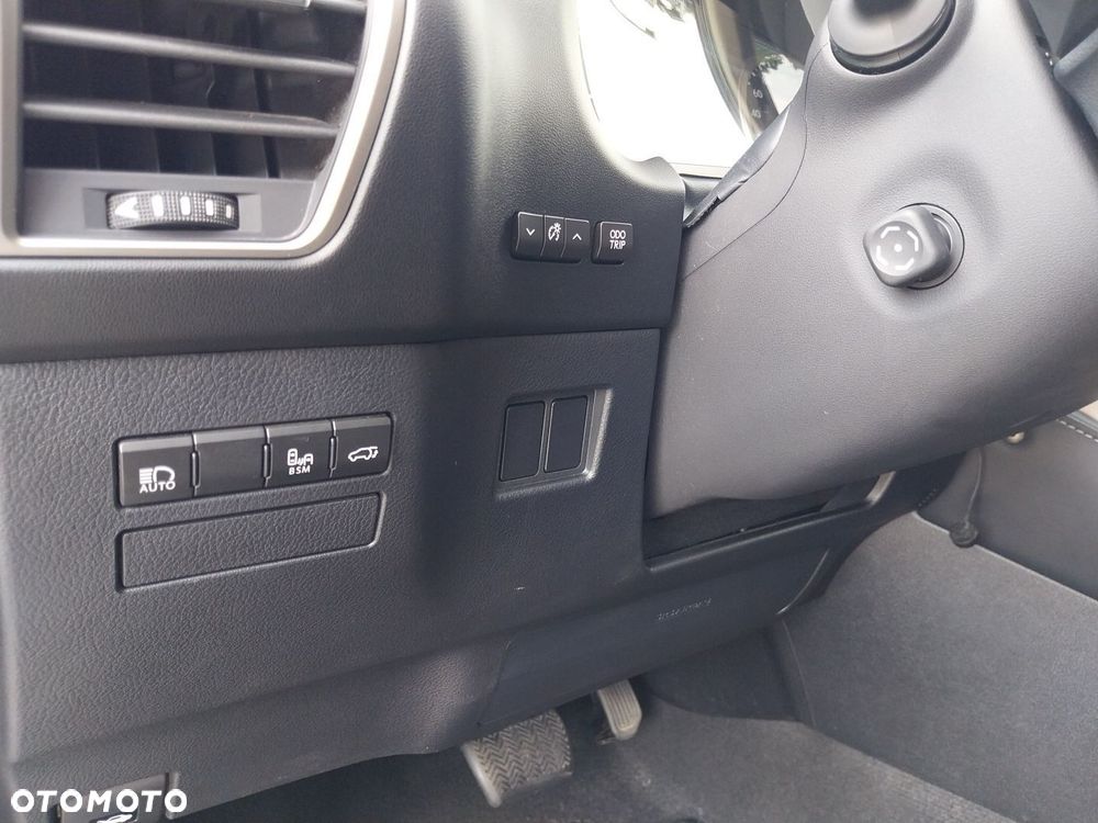 Lexus NX 300h F Impression AWD - 21