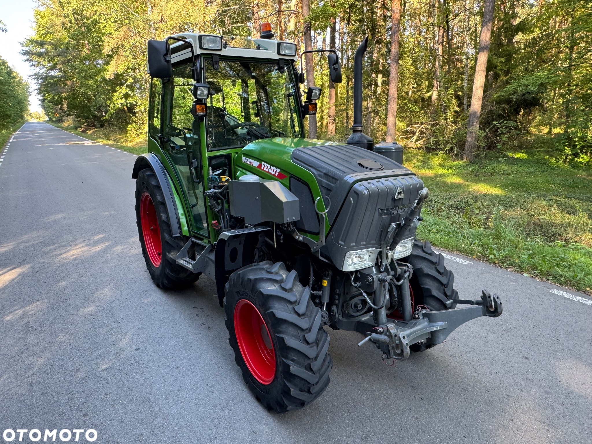 Fendt 210 F Sadowniczy 4x4 Sadownik Super Stan - 9