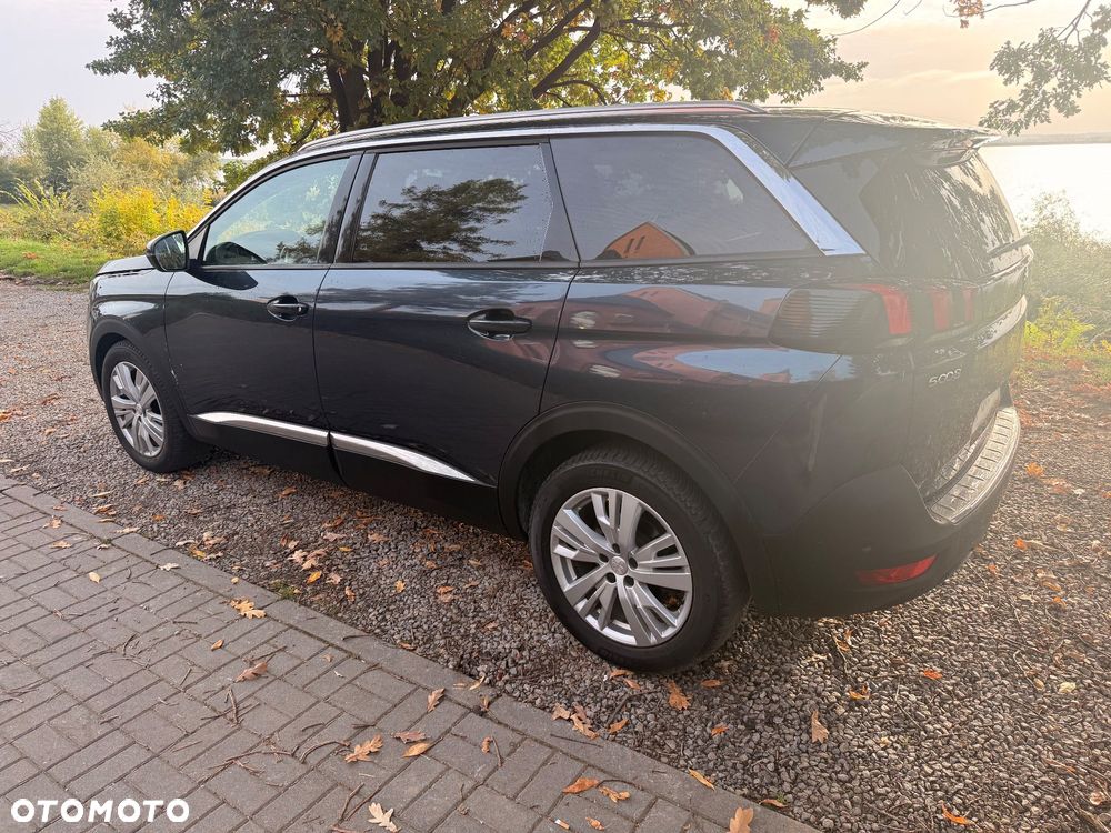 Peugeot 5008 - 21