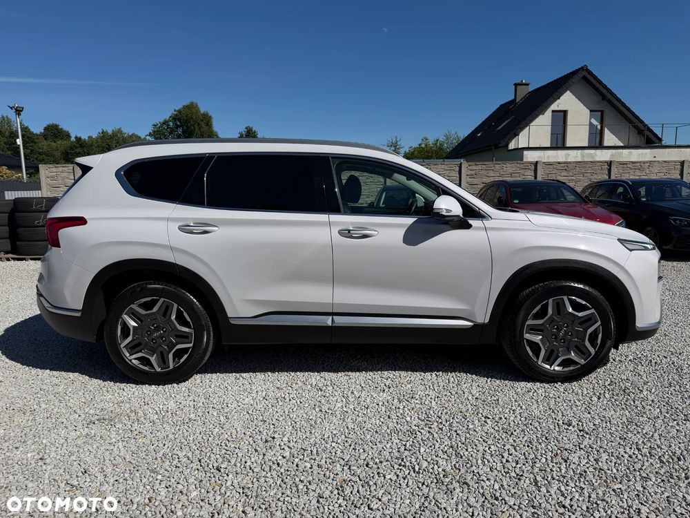 Hyundai Santa Fe 1.6 HEV 2WD SEVEN Signature - 16