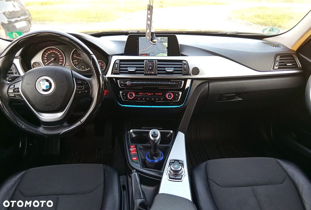 BMW Seria 3 318d Modern Line - 8
