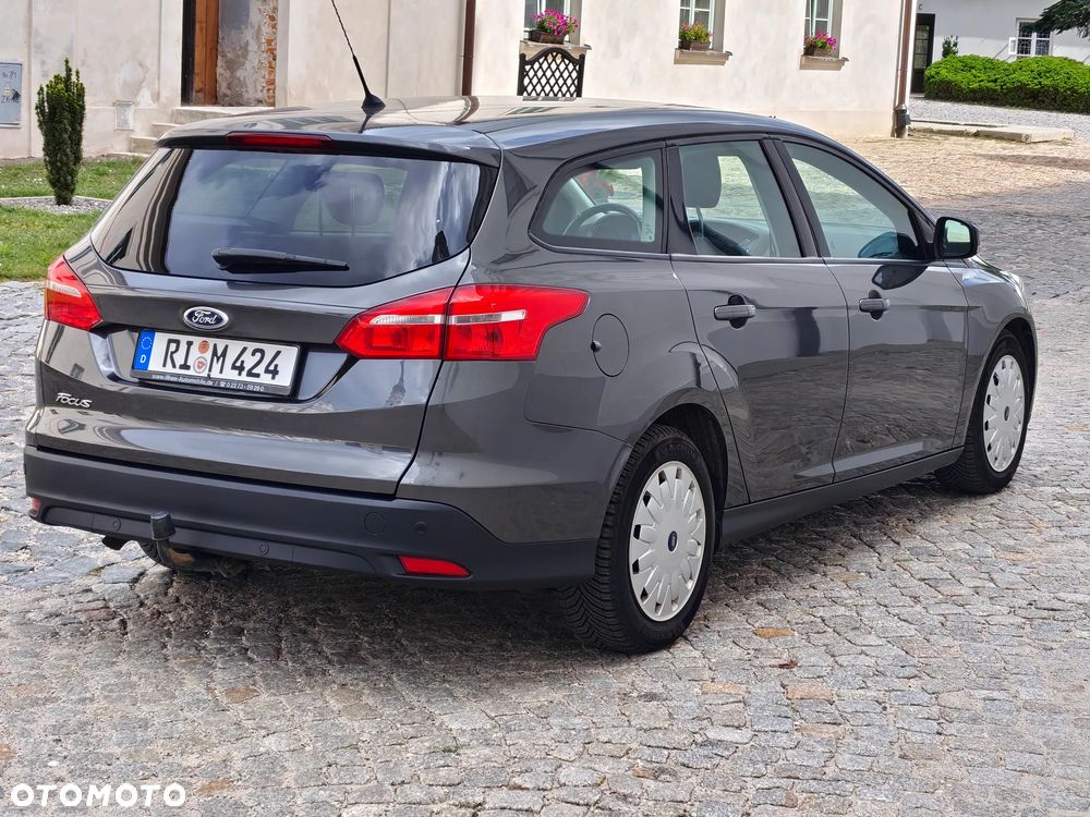 Ford Focus 1.5 TDCi Trend - 11