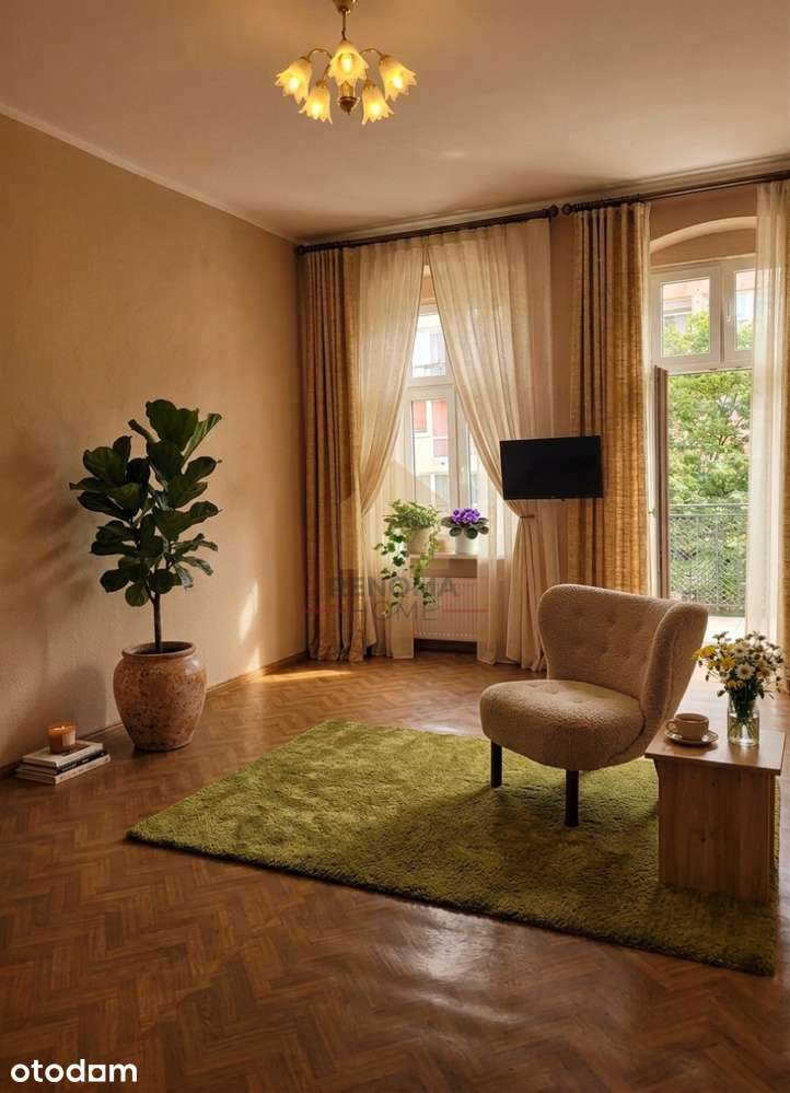 Mieszkanie3 pokoje/2 piętro//balkon