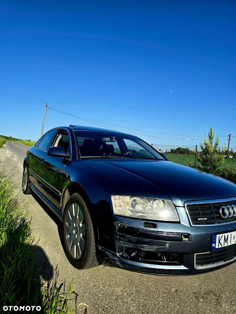 Audi A8 4.2 Quattro - 7