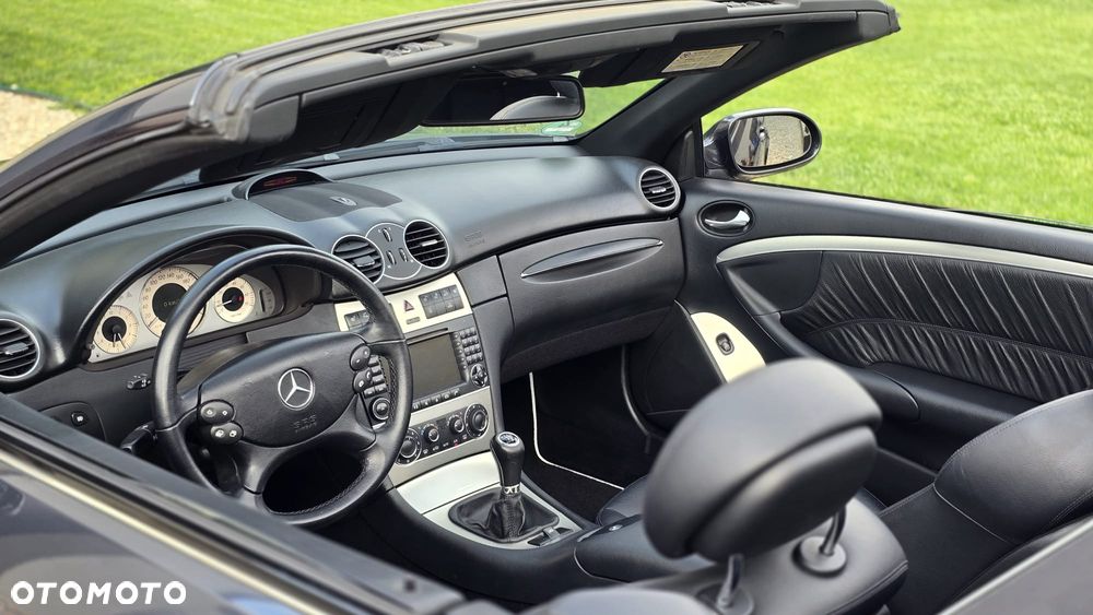 Mercedes-Benz CLK - 9