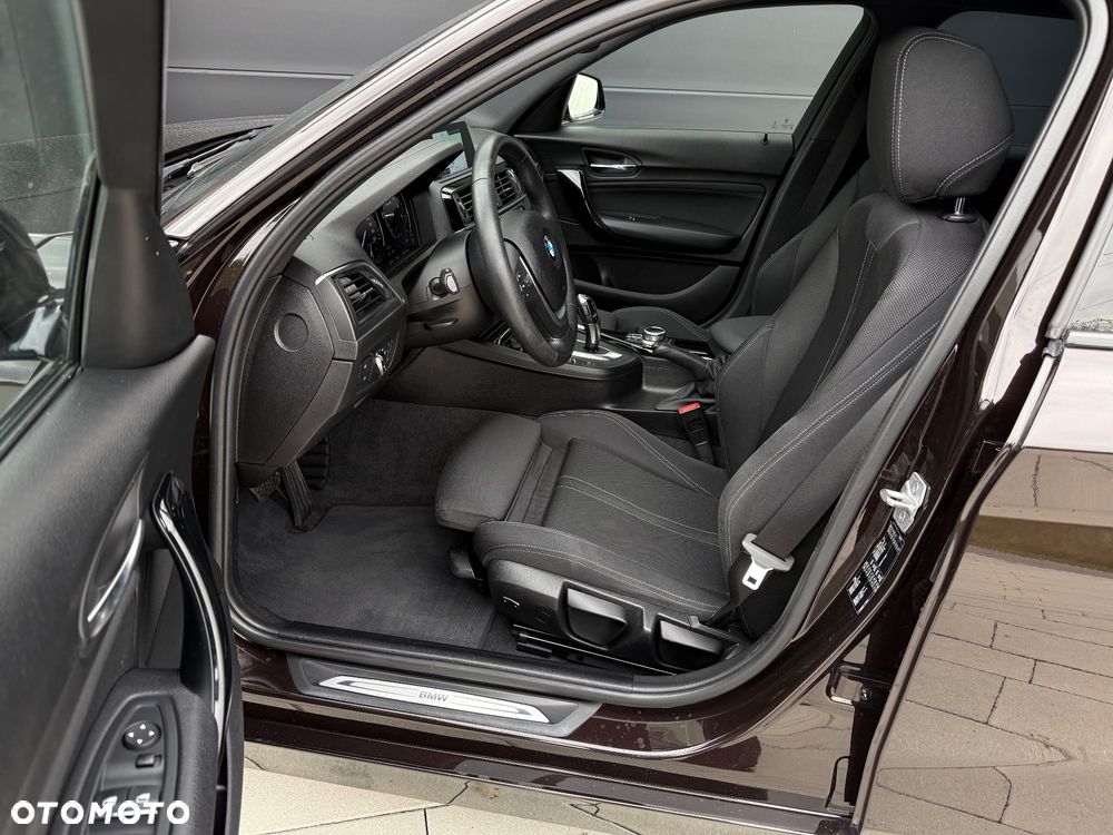 BMW Seria 1 120i Sport Line Shadow sport - 30