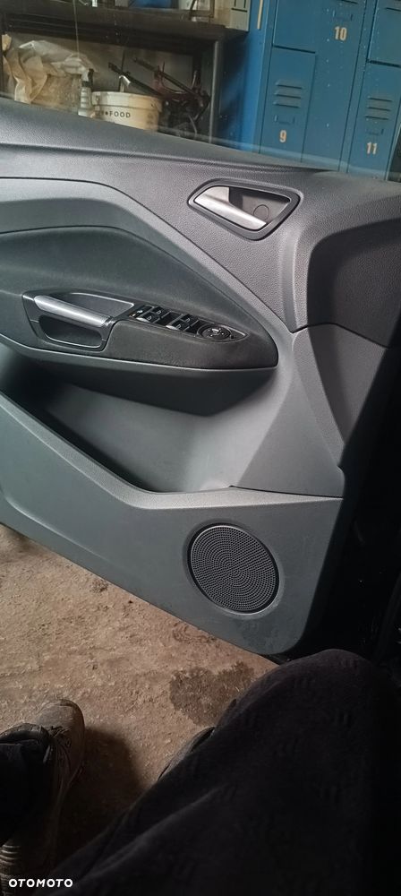 Ford Grand C-MAX - 15