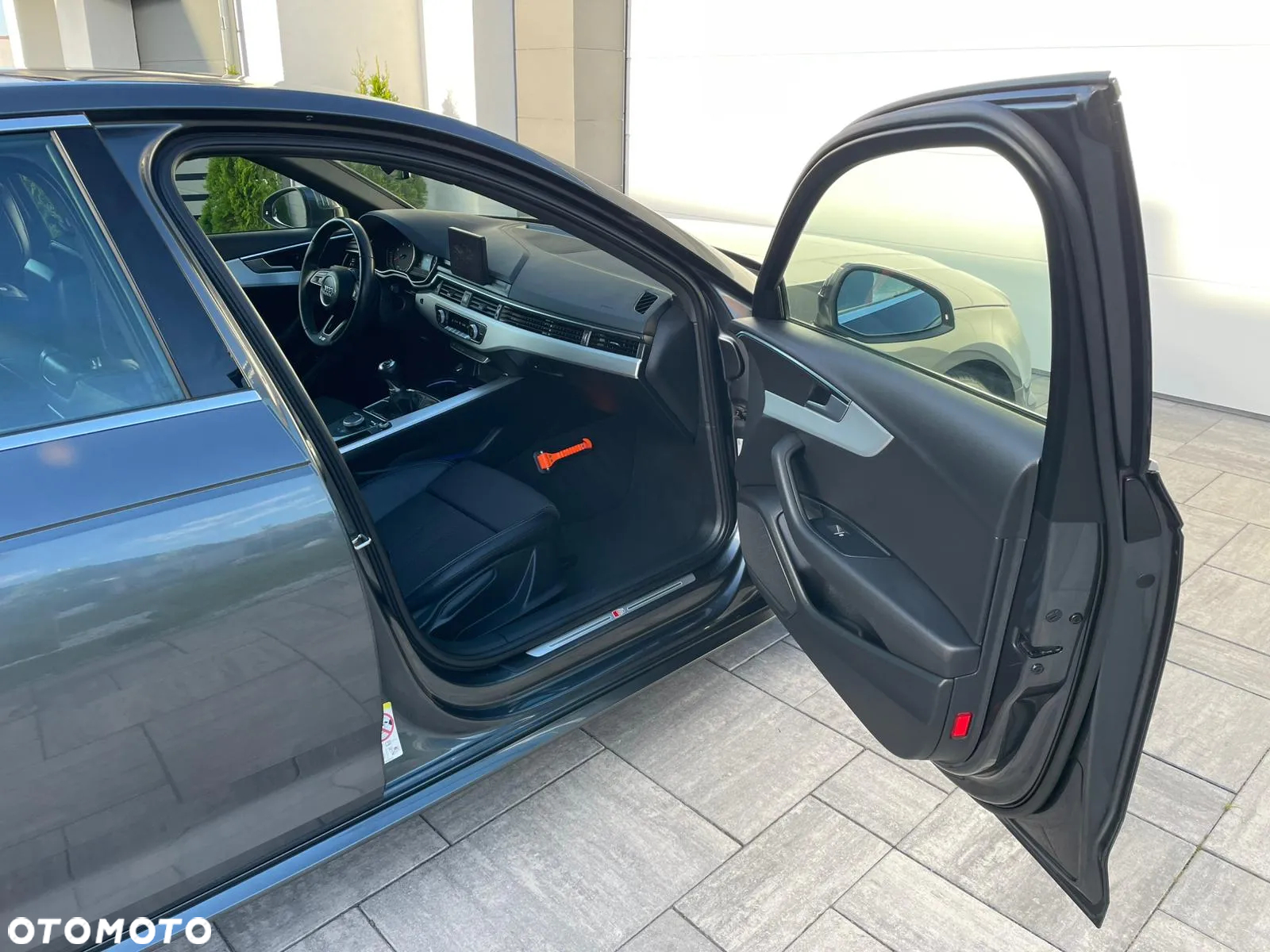 Audi A4 - 25