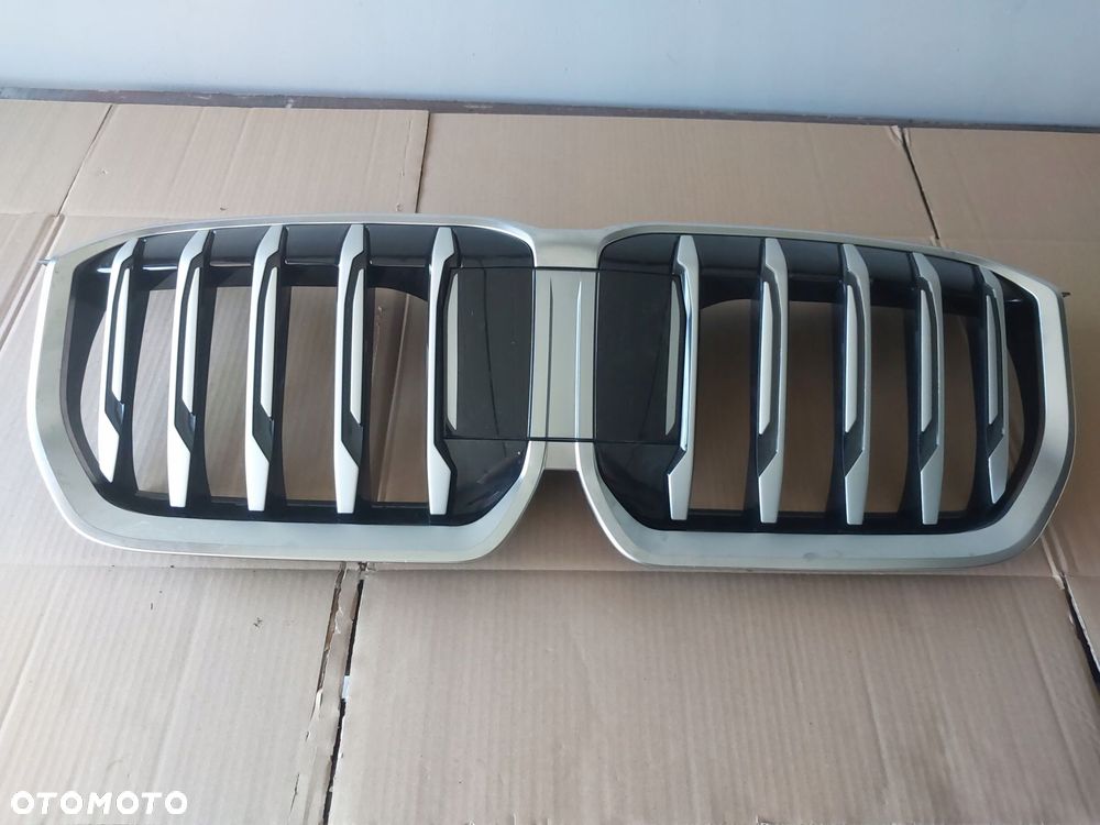 grill atrapa bmw x1 u11 oryginał super stan