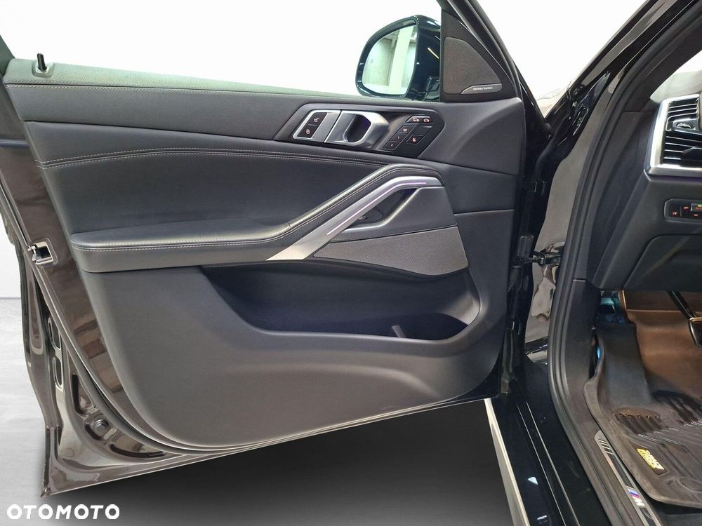 BMW X6 - 12