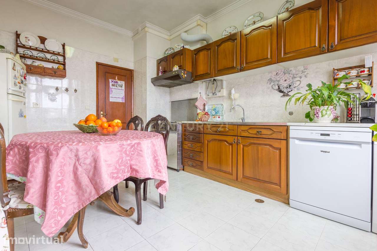Apartamento T3 em Alto do Seixalinho, Barreiro - Grande imagem: 2/22