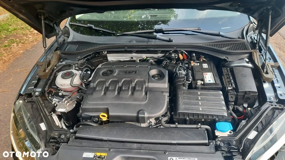 Skoda Superb 2.0 TDI Style - 22