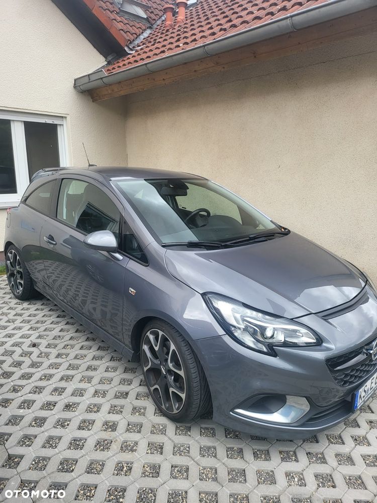 Opel Corsa 1.6 Turbo OPC - 1