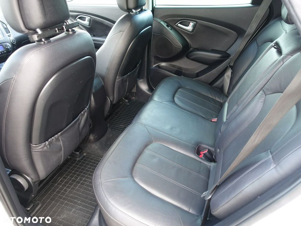 Hyundai ix35 - 15