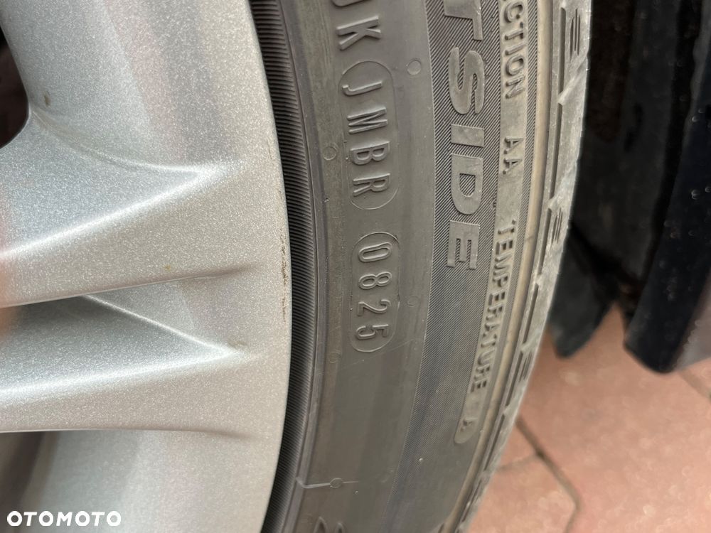 BMW Seria 5 525d xDrive - 16