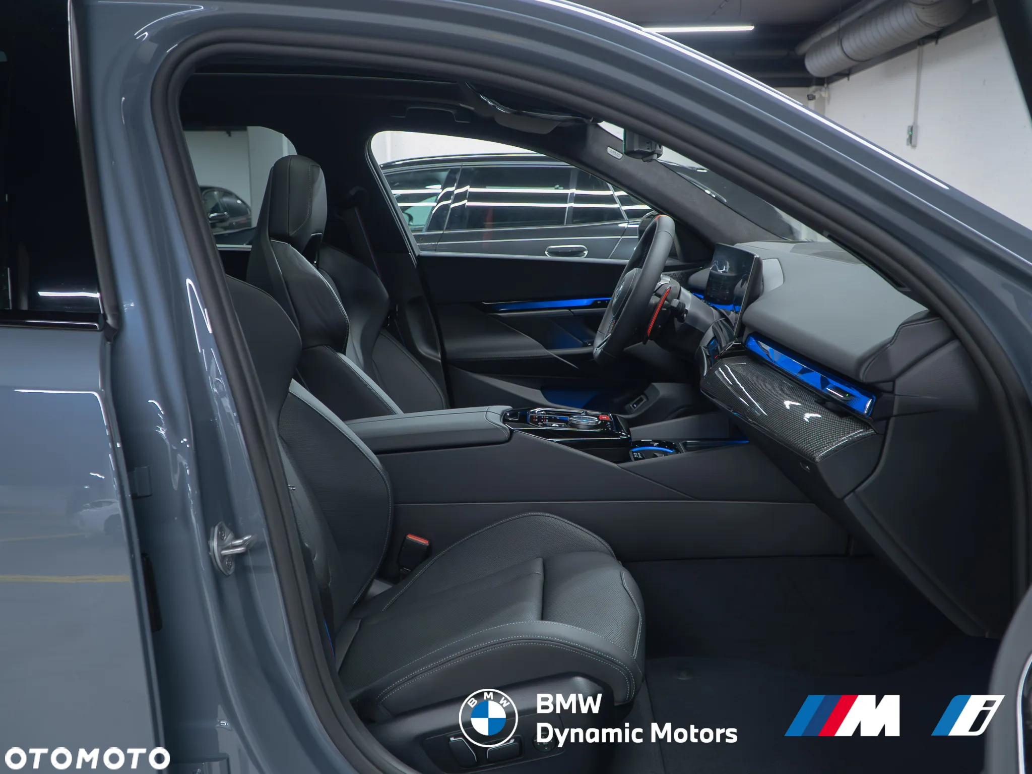 BMW M5 xDrive Touring - 24