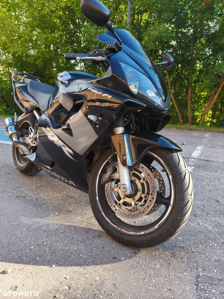 Honda CBR - 4