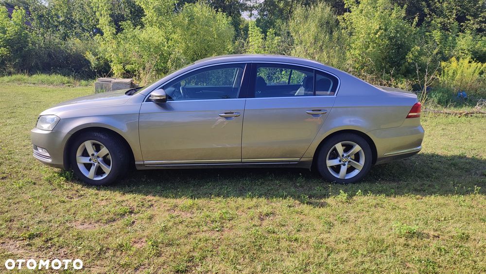 Volkswagen Passat 1.4 TSI Trendline - 12