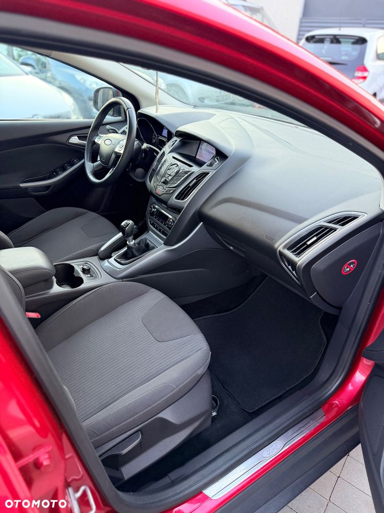 Ford Focus 1.6 Ti-VCT Platinium X - 20