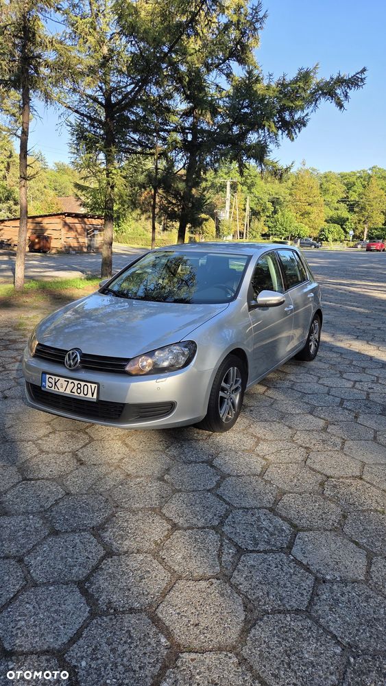 Volkswagen Golf - 1