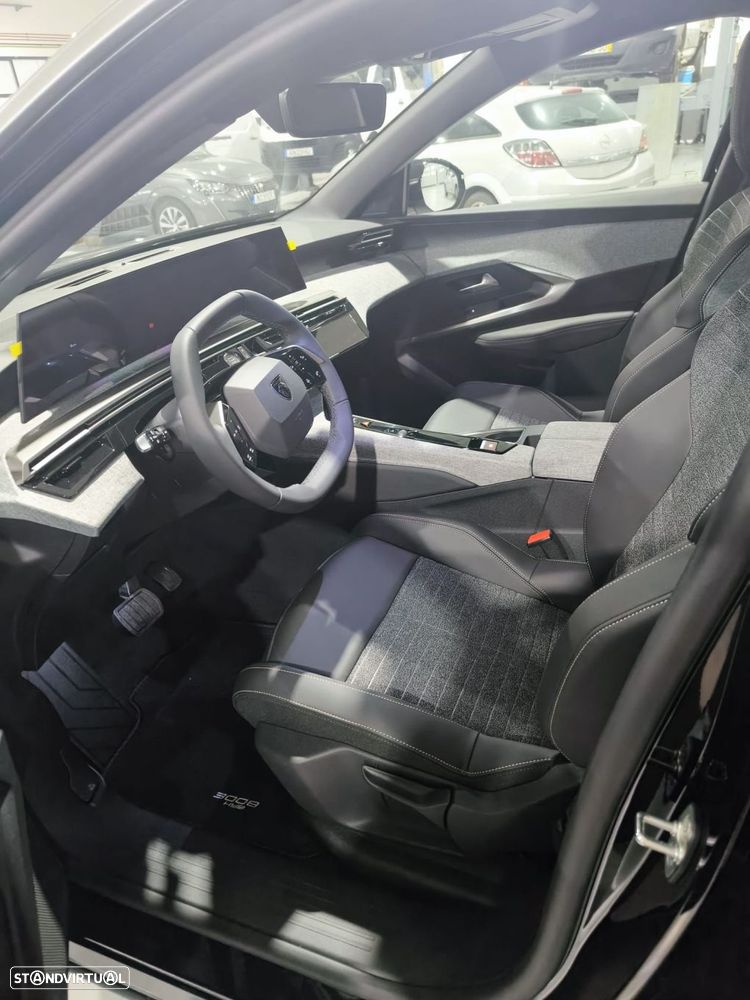 Peugeot 3008 1.2 Hybrid Allure e-DCS6 - 4