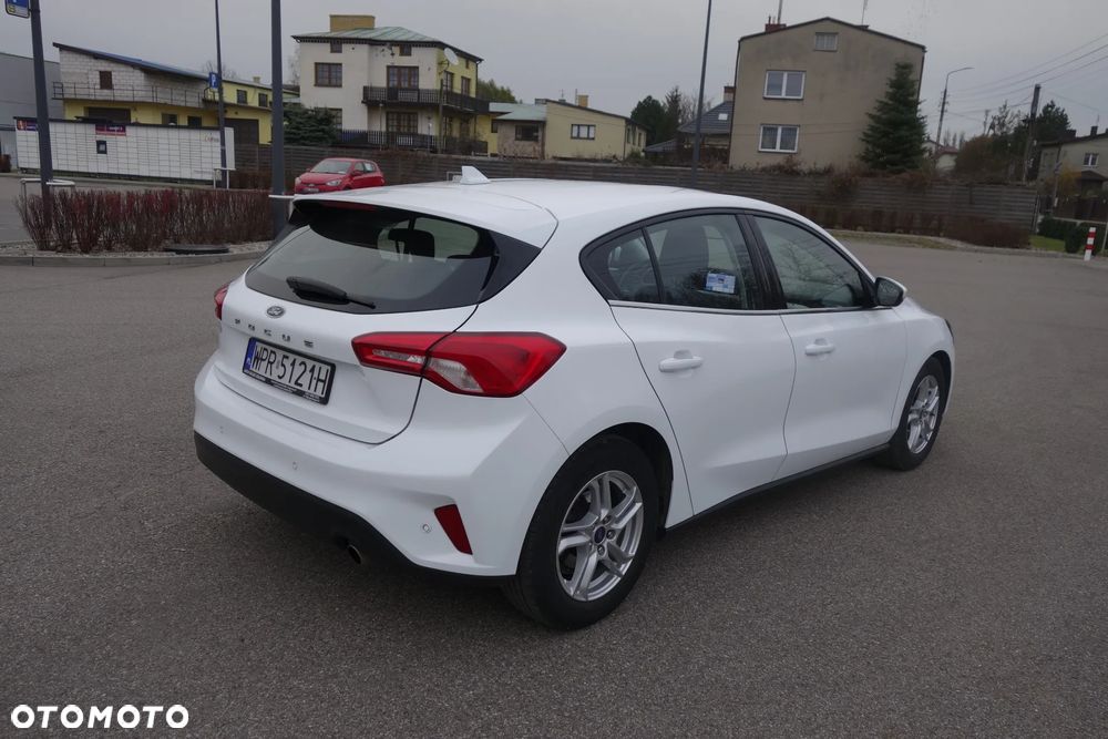 Ford Focus 1.5 EcoBlue Trend Edition - 4