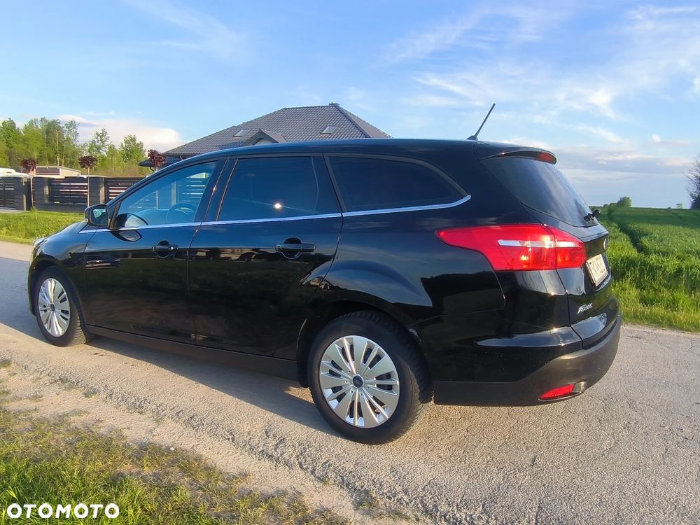 Ford Focus - 37