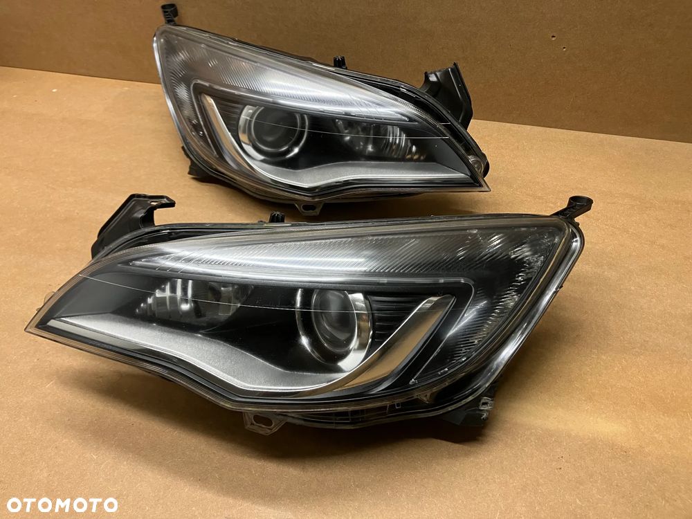 LAMPY PRZÓD OPEL ASTRA J IV XENON SOCZEKWA SKRĘTNE LAMPA PRAWA LEWA 13374518 13253650 - 3