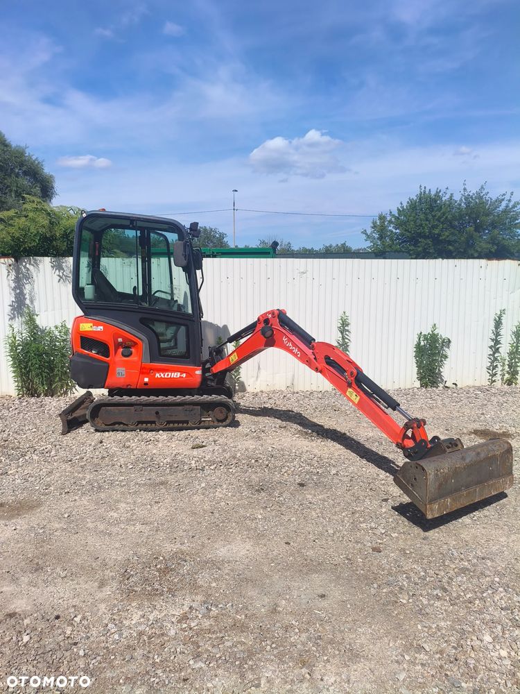 Yanmar SV 18/jak Kubota Kx 18-4 - 21