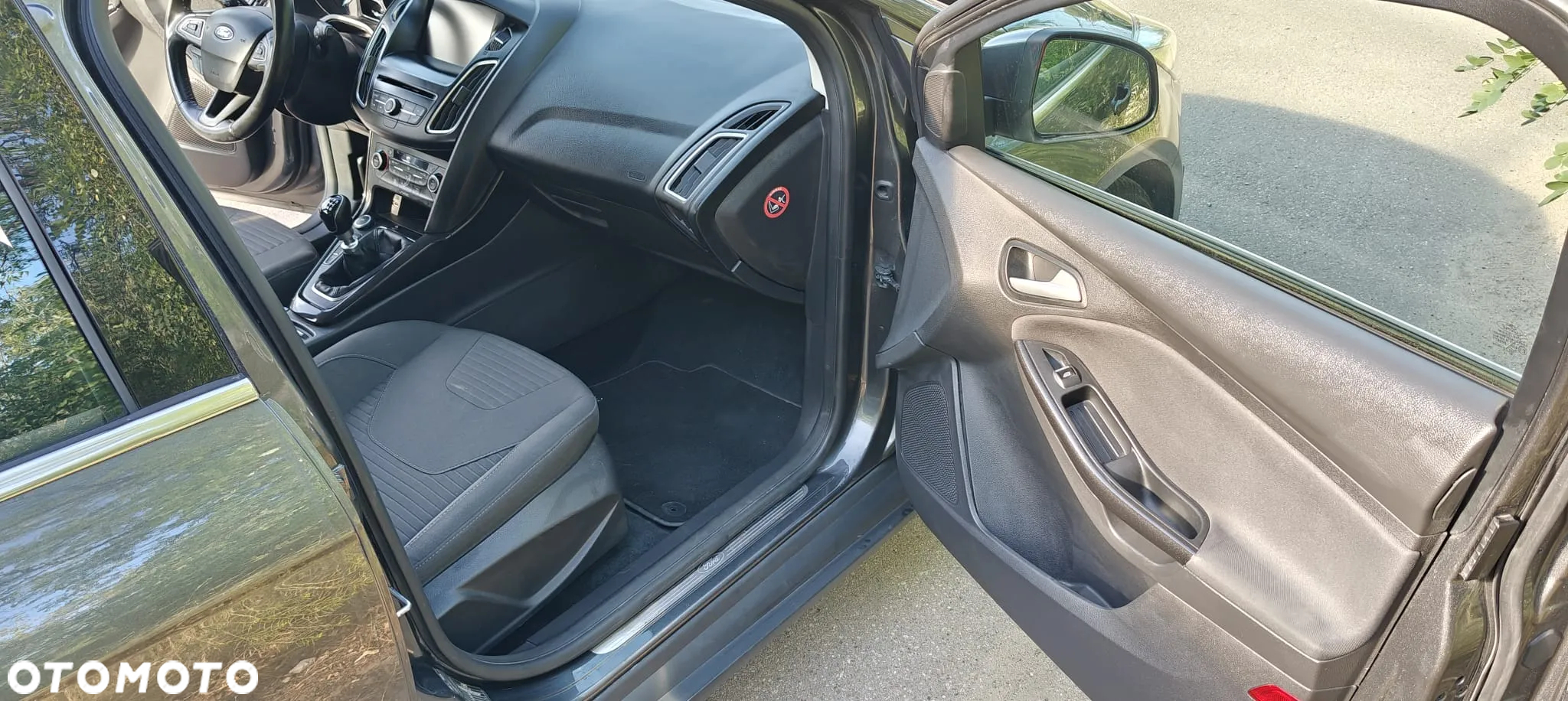 Ford Focus 2.0 TDCi Titanium ASS - 9