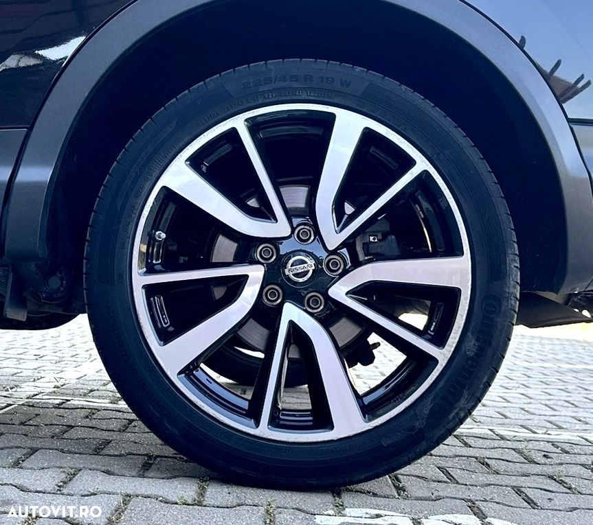 Nissan Qashqai 1.6 DCI Xtronic TEKNA+ - 15