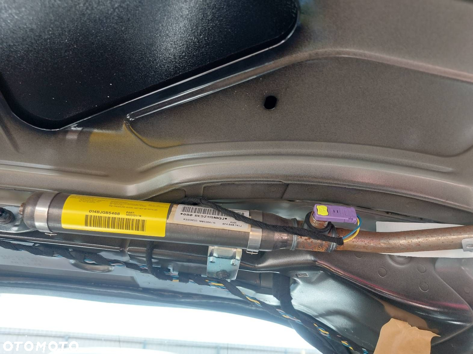 KURTYNA BOCZNA LEWA + PRAWA AUDI A3 8P LIFT 5D 8P4880741J 8P4880742J - 4