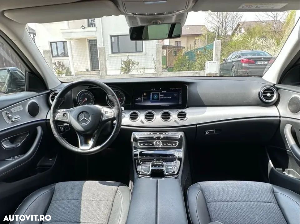 Mercedes-Benz E 220 d 9G-TRONIC - 7