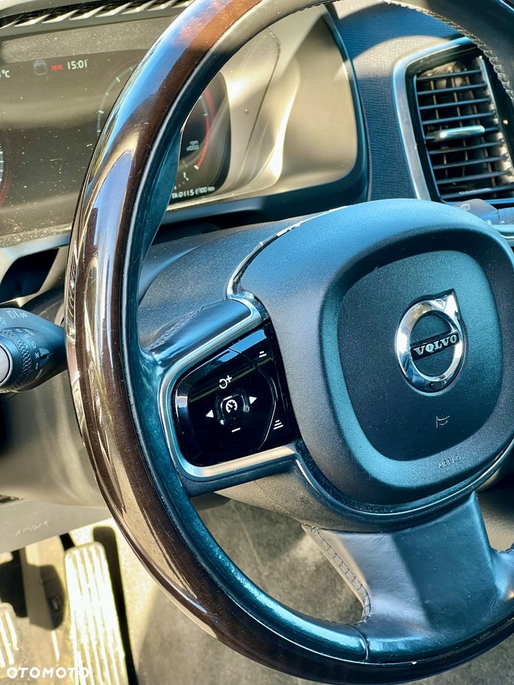 Volvo XC 90 T6 AWD Momentum 7os - 26