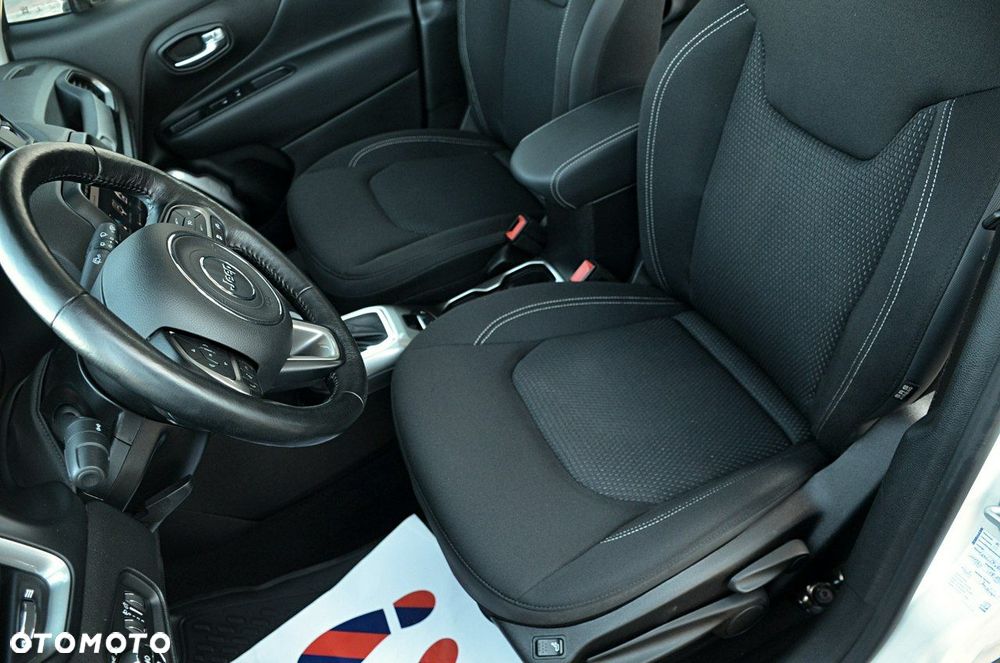 Jeep Renegade - 14
