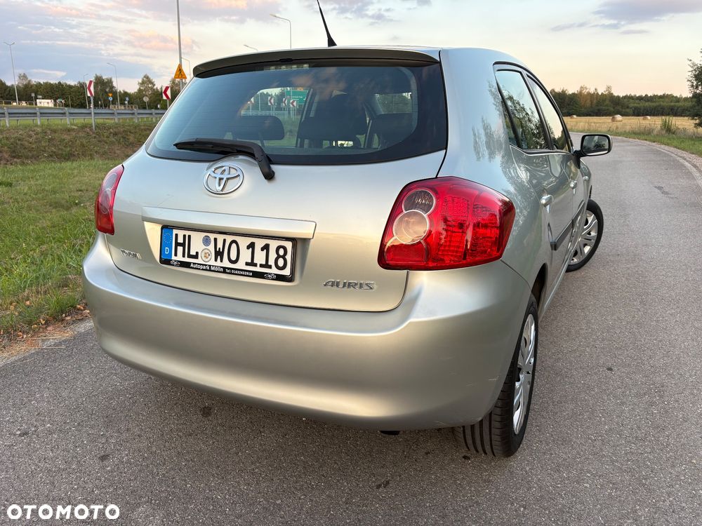 Toyota Auris 1.6 VVT-i Premium MM - 6
