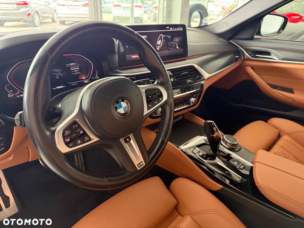 BMW Seria 5 520d M Sport sport - 20