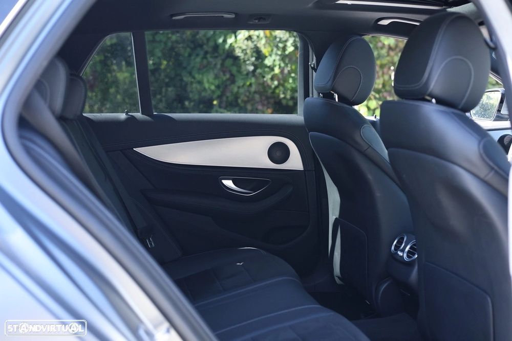 Mercedes-Benz E 300 de 9G-TRONIC AMG Line - 15