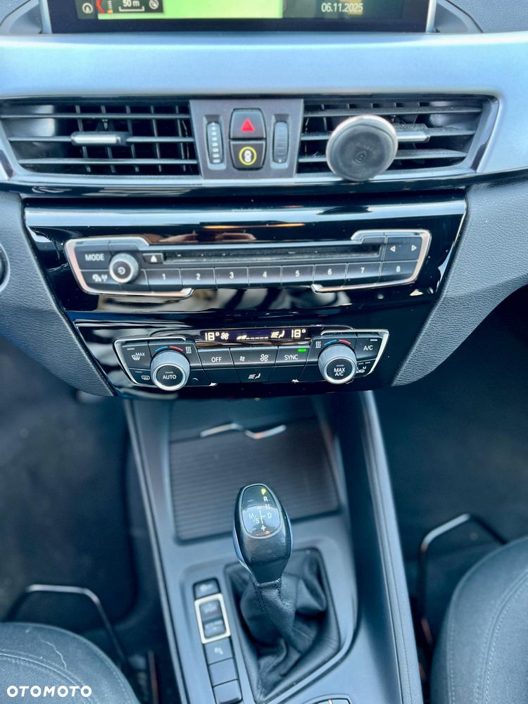 BMW X1 sDrive20d - 6