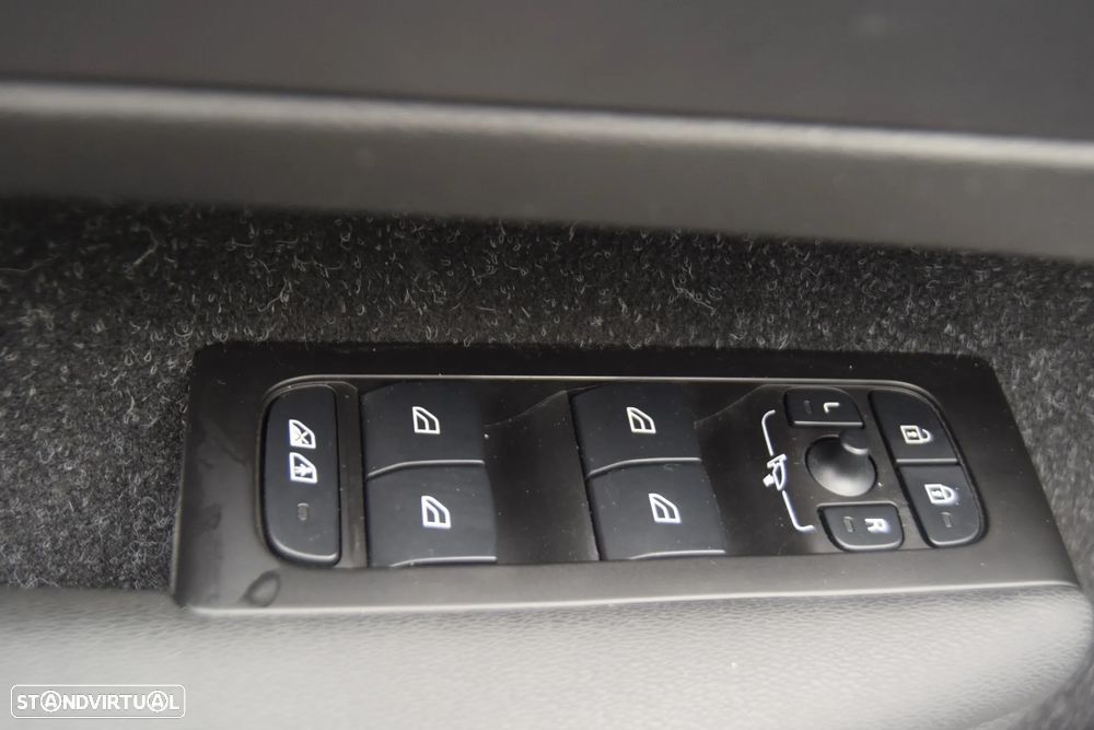 Volvo XC 40 1.5 T5 PHEV Inscription Expression - 11